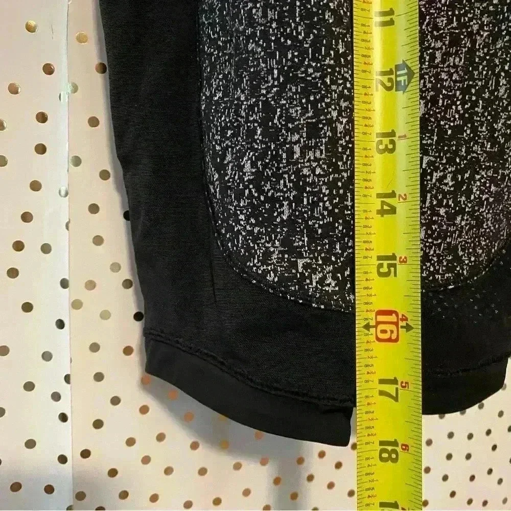 Lululemon Black Capris